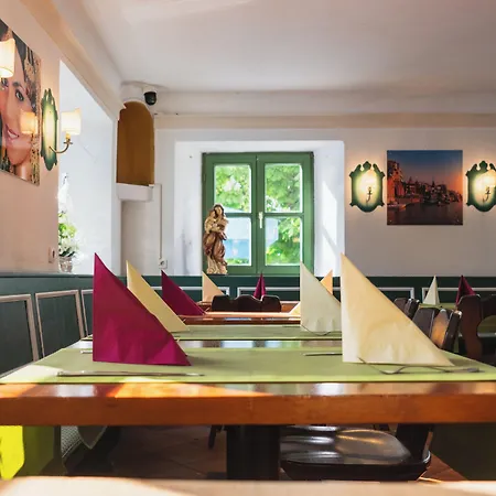 Otel Restaurant Taverna